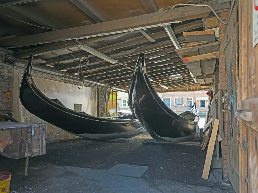 San Trovaso gondola yard