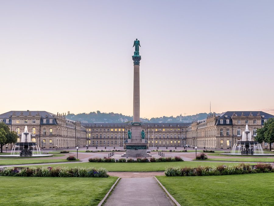 Neues Schloss and Schlossplatz