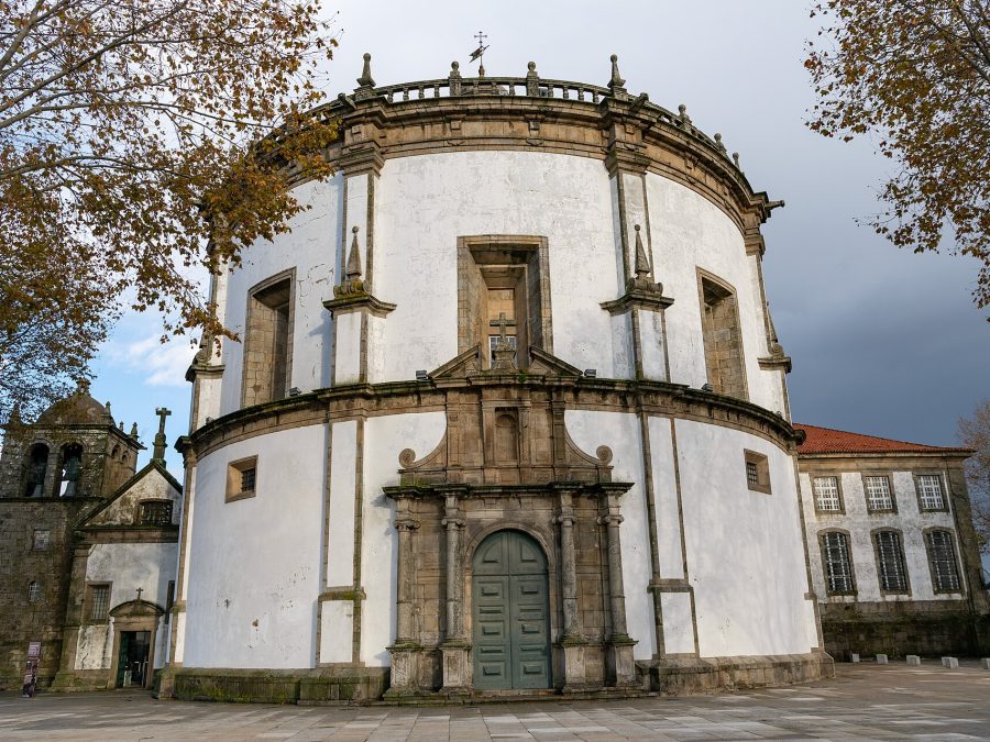 Vila Nova de Gaia port lodges